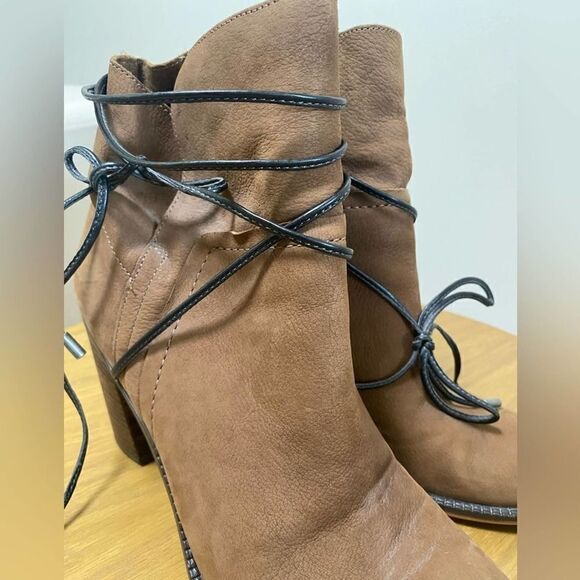 Franco Sarto Brown Edaline Heeled Booties - Picture 2 of 6